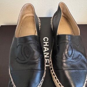 CHANEL Black Leather Espadrille Flats with CC Logo